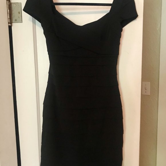 White House Black Market Dresses & Skirts - LBD - White House Black Market Cap Sleeve, Cocktail Dress - Size 6, NWOT